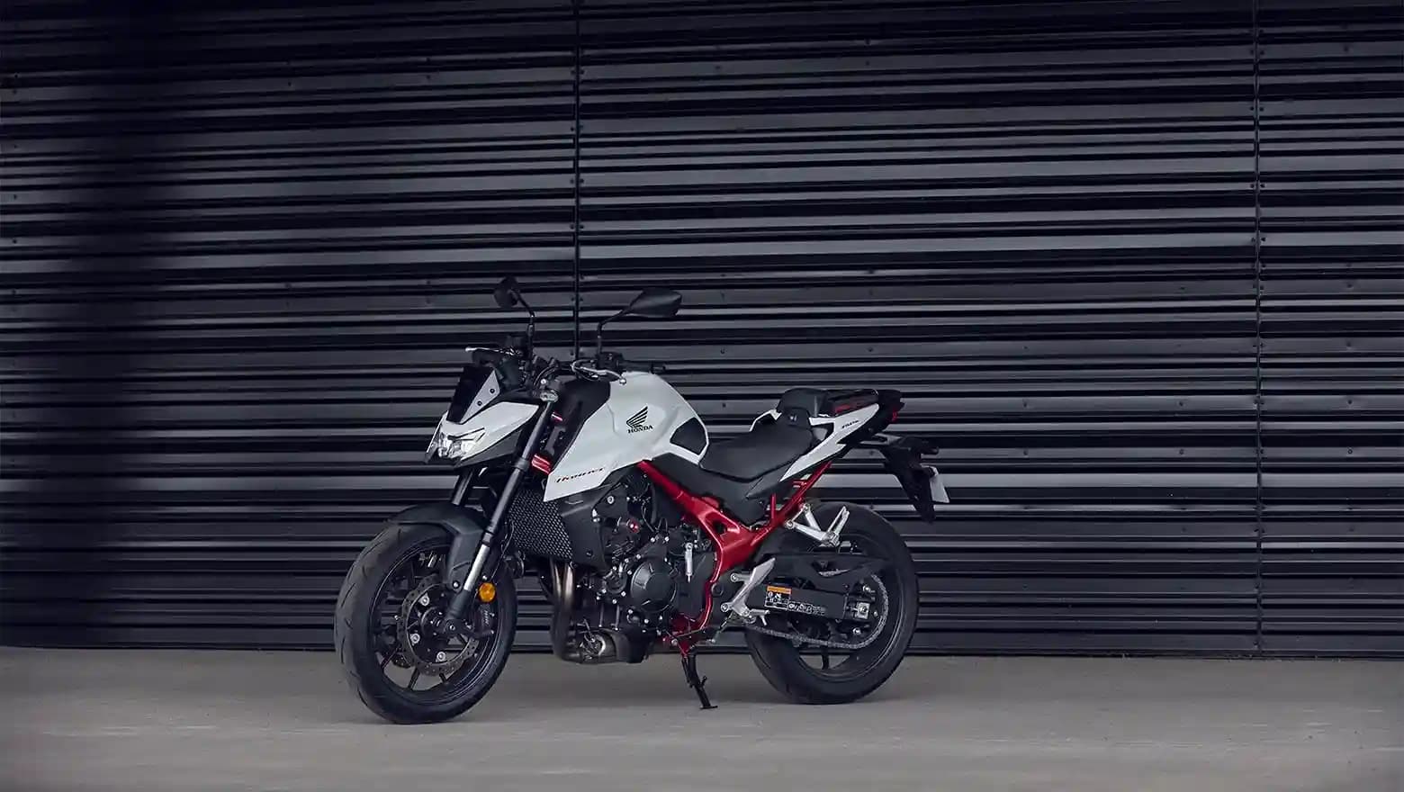 Review Honda CB750 Hornet 2026:Naked Média-Alta com Performance, Tecnologia e Estilo