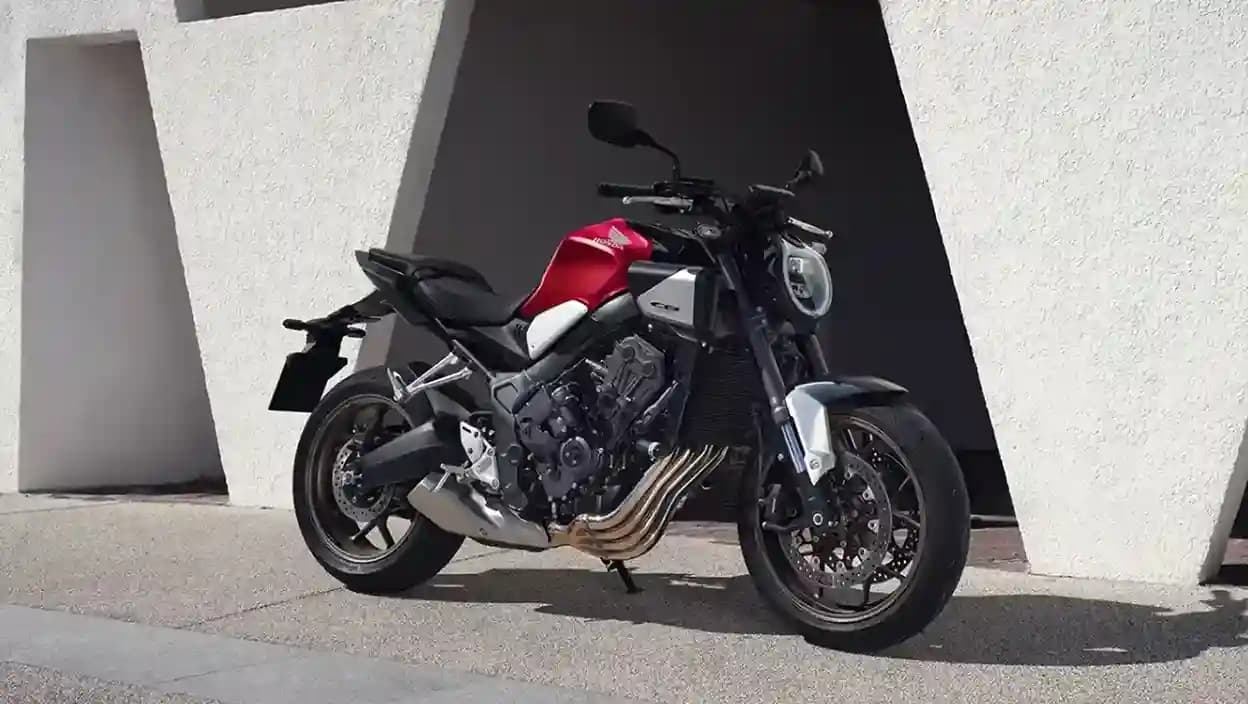 Review Honda CBR 650R e-Clutch 2025 – Esportiva Inteligente com Tecnologia Inédita