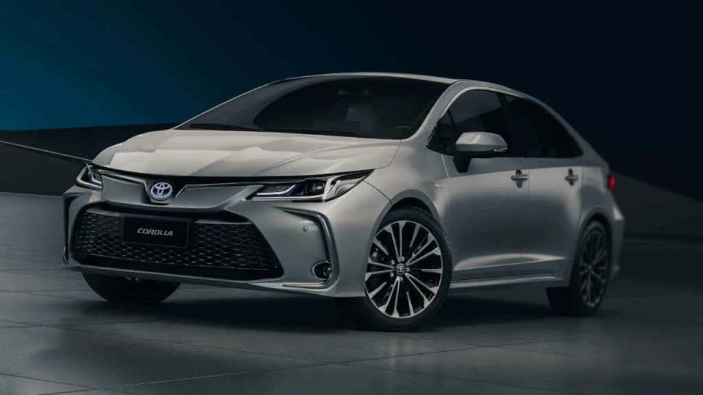 Review: Toyota Corolla GLi Hybrid – Economia e tecnologia em um sedã consagrado