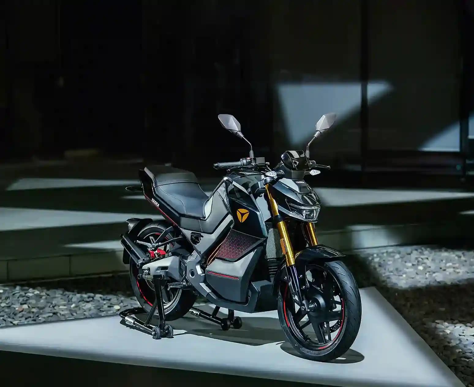 Review da Yadea Keeness: A Scooter Elétrica Urbana Compacta e Econômica