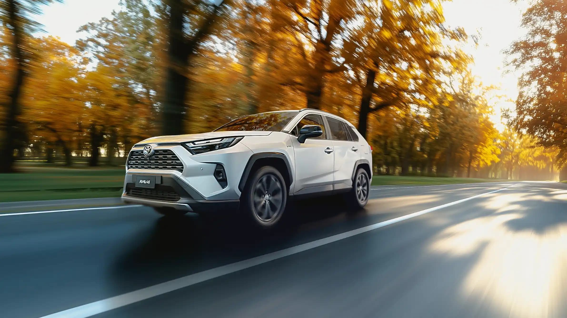 Review do Toyota RAV4 2025: SUV Híbrido Mais Refinado e Eficiente